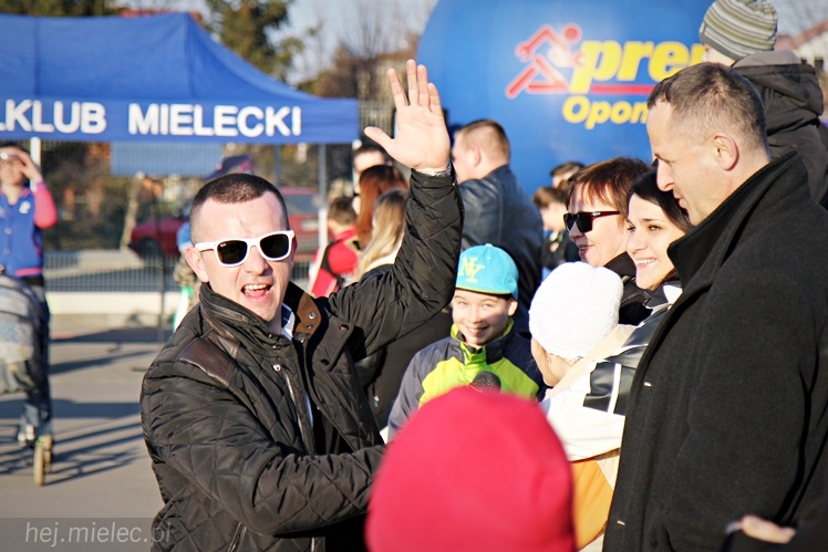 Brunetki, Blondynki z Automobilklubem Mieleckim. Motoryzacyjne Święto Kobiet