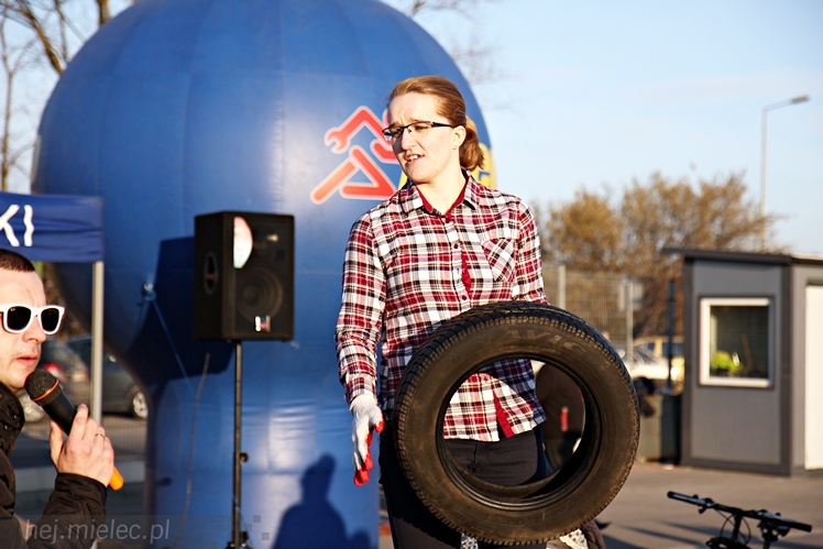 Brunetki, Blondynki z Automobilklubem Mieleckim. Motoryzacyjne Święto Kobiet