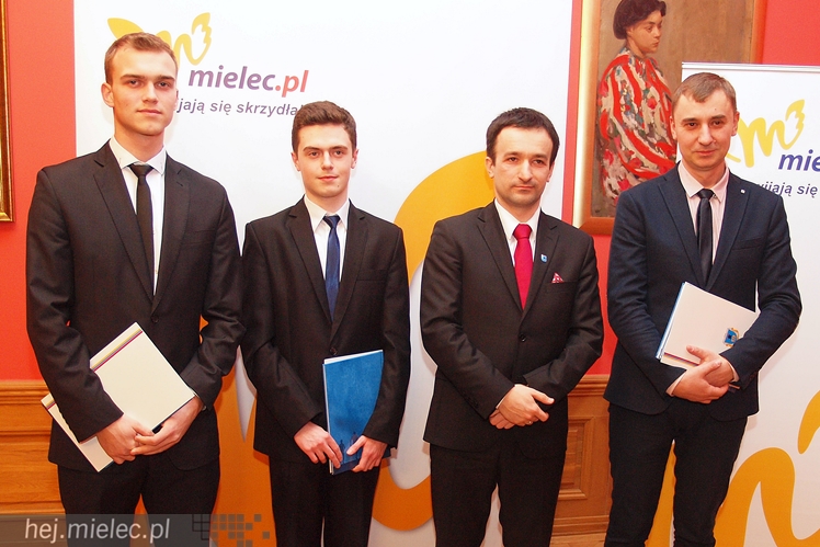 Prezydent wyróżnił sportowców