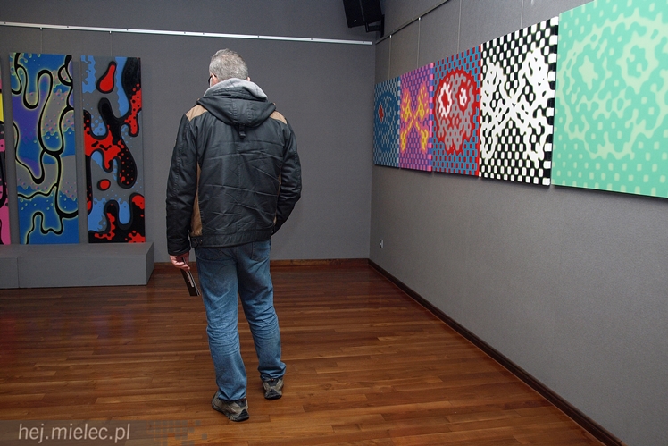 Wernisaż wystawy prac Macieja Wieczerzaka