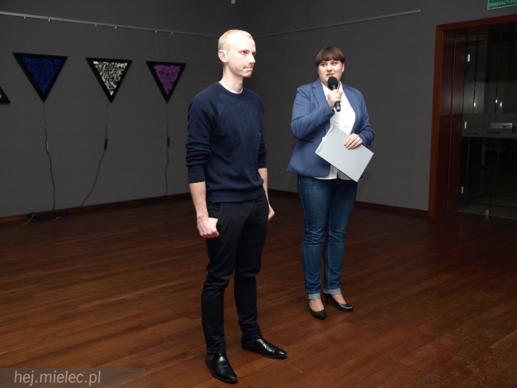 Wernisaż wystawy prac Macieja Wieczerzaka