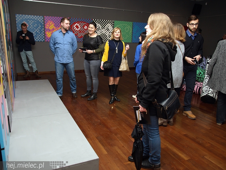 Wernisaż wystawy prac Macieja Wieczerzaka