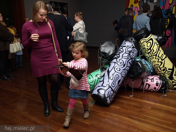 Wernisaż wystawy prac Macieja Wieczerzaka