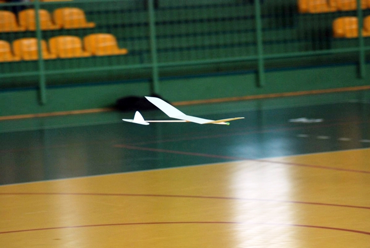 W Mielcu odbyły się Zawody Modeli Halowych klasy F1n