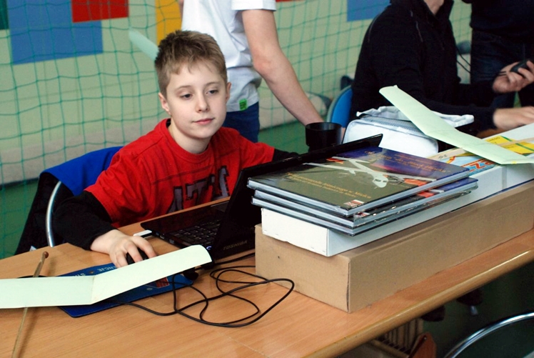 W Mielcu odbyły się Zawody Modeli Halowych klasy F1n