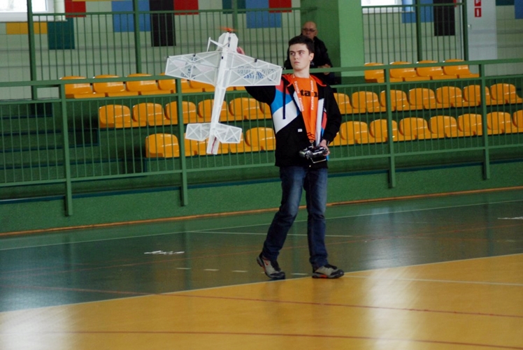 W Mielcu odbyły się Zawody Modeli Halowych klasy F1n