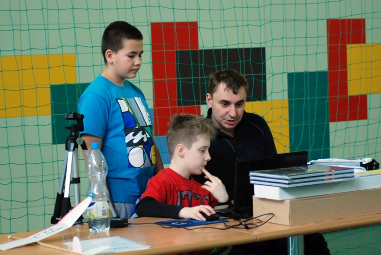 W Mielcu odbyły się Zawody Modeli Halowych klasy F1n