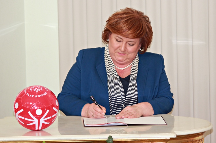 Wychowankowie OREW z wizytą w Pałacu Prezydenckim