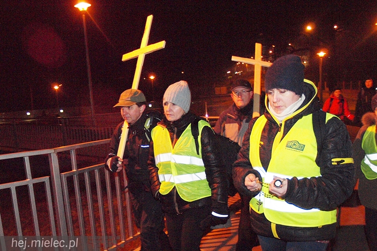 Ekstremalna Droga Krzyżowa: z Mielca do Pilzna!