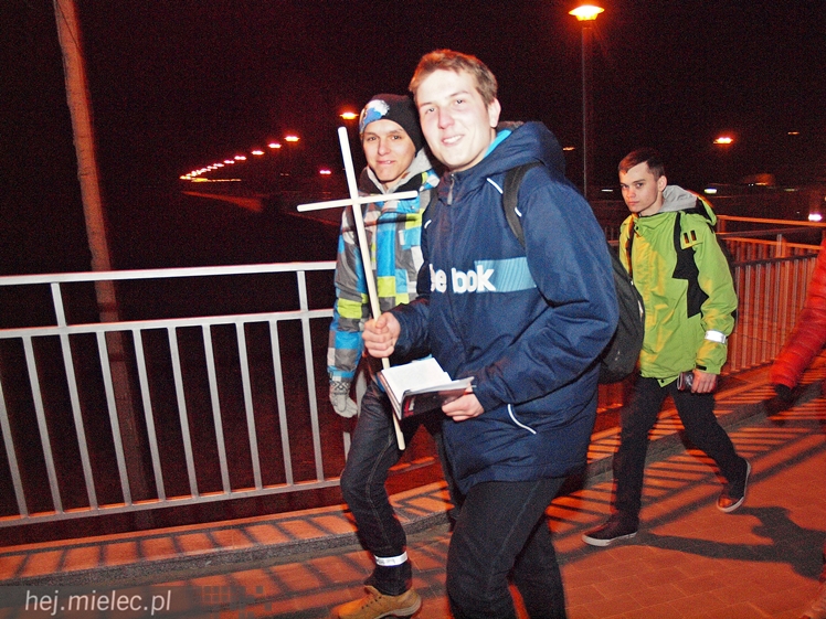 Ekstremalna Droga Krzyżowa: z Mielca do Pilzna!