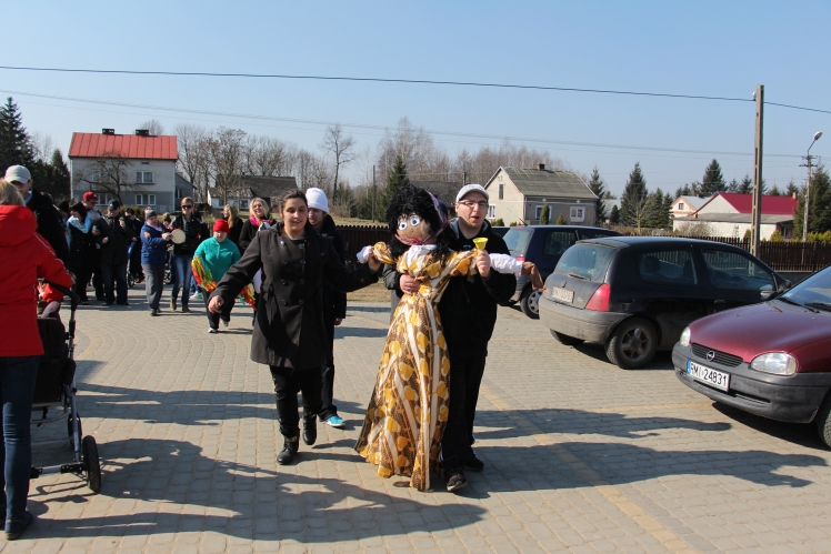 Witanie wiosny za pomocą budzika w ORW w Pniu