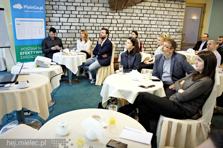 Kubek Biznesu: Jak zwiększyć sprzedaż w firmie?