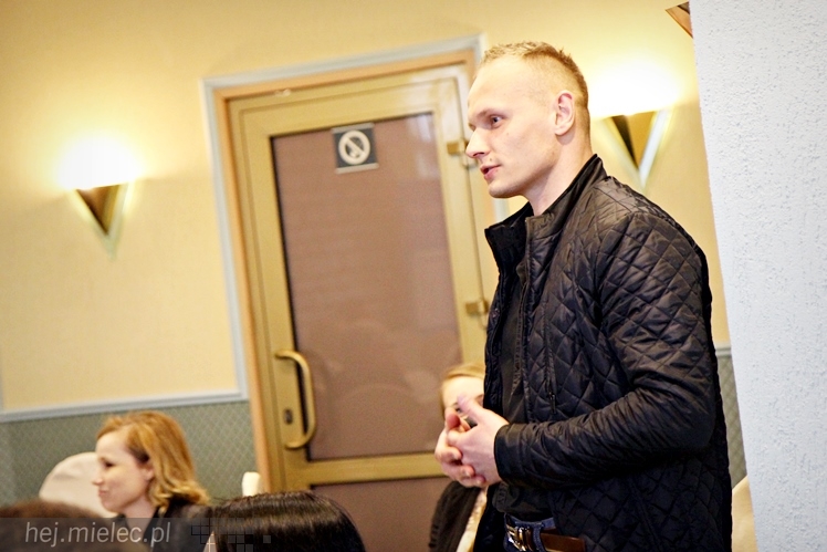 Kubek Biznesu: Jak zwiększyć sprzedaż w firmie?