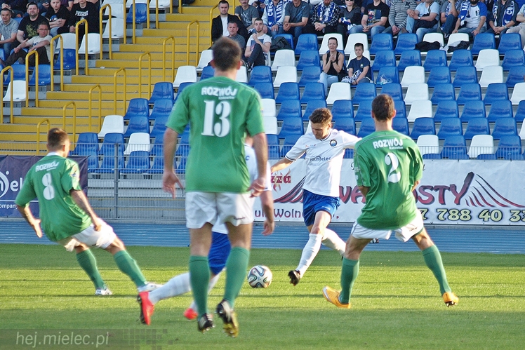 Lider 2 ligi piłkarskiej poległ w Mielcu!