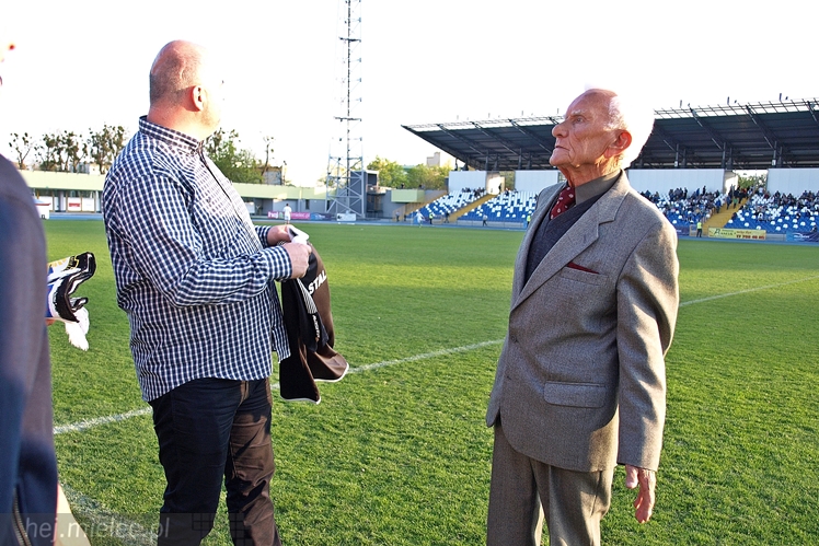 Lider 2 ligi piłkarskiej poległ w Mielcu!