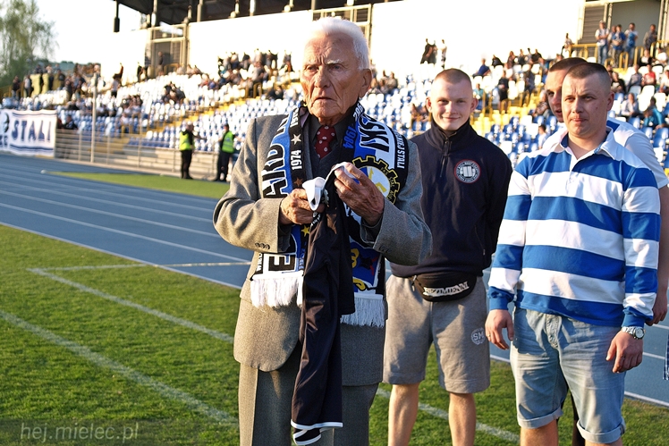 Lider 2 ligi piłkarskiej poległ w Mielcu!