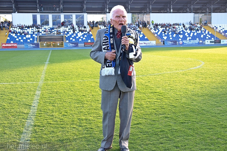 Lider 2 ligi piłkarskiej poległ w Mielcu!