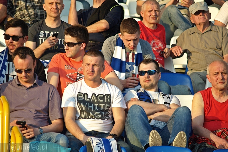 Lider 2 ligi piłkarskiej poległ w Mielcu!