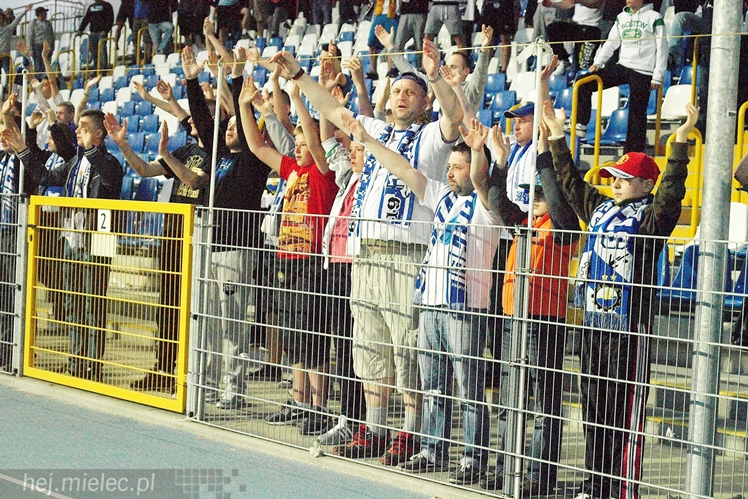 Lider 2 ligi piłkarskiej poległ w Mielcu!