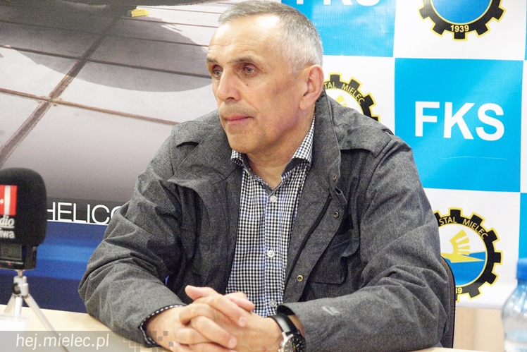 Lider 2 ligi piłkarskiej poległ w Mielcu!