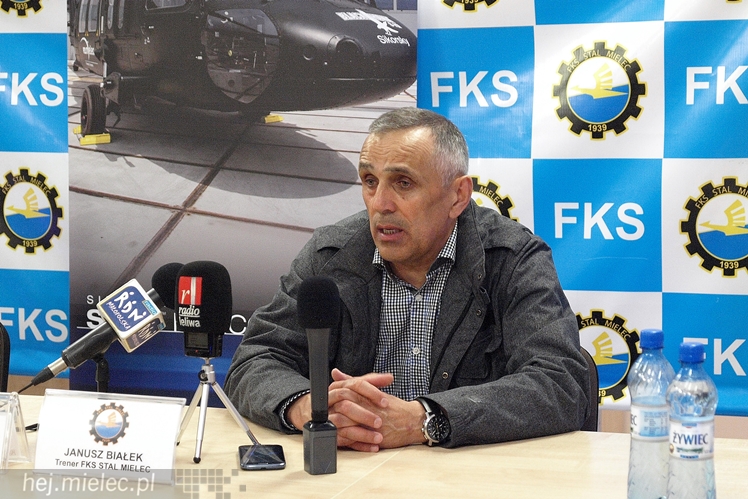 Lider 2 ligi piłkarskiej poległ w Mielcu!
