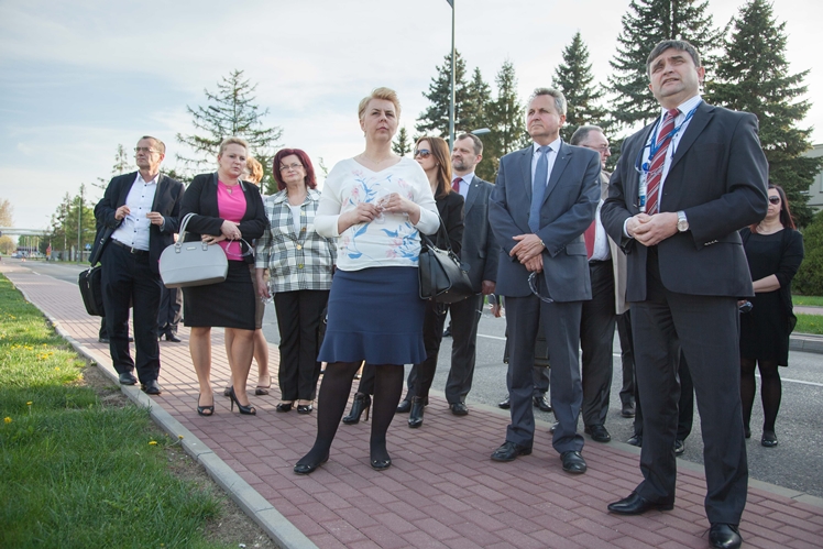 Radni Sejmiku Podkarpackiego w Mielcu skrytykowali przetarg MON na śmigłowce