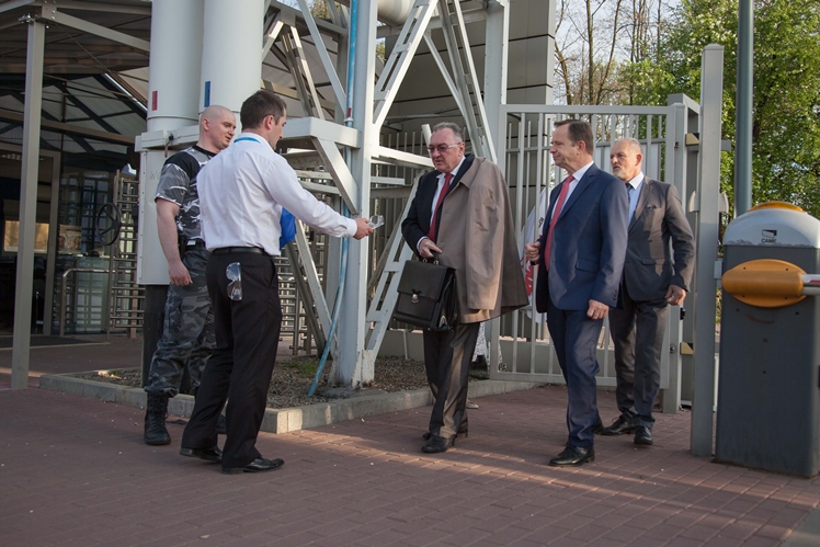 Radni Sejmiku Podkarpackiego w Mielcu skrytykowali przetarg MON na śmigłowce