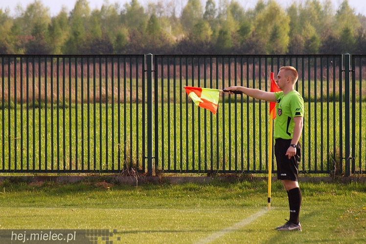 V liga: Wola Mielecka wygrała na dole tabeli