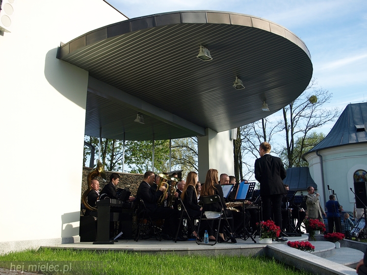 Muzyczna Majówka, czyli koncert plenerowy przy Kościółku św. Marka