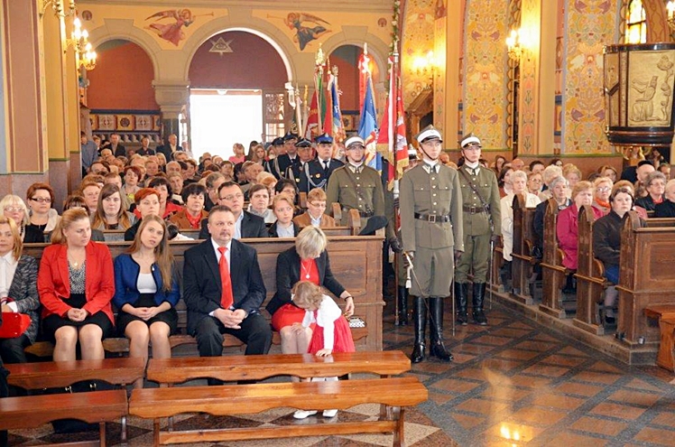 Uroczystość gminnych obchodów Święta 3 Maja w Chorzelowie