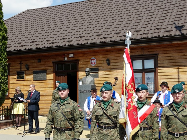 Obchody Święta Konstytucji 3 Maja w Tuszowie Narodowym