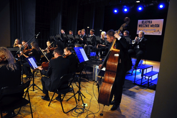 Klasyka wiecznie młoda 2015. Mielecka Orkiestra Kameralna dla młodych