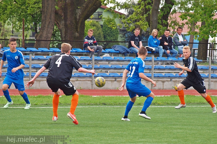 Wysokie zwycięstwo juniorów młodszych Stali Mielec