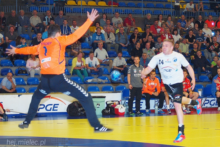 Zwycięska porażka PGE Stali Mielec. Biało-Niebiescy na miejscach 5-6