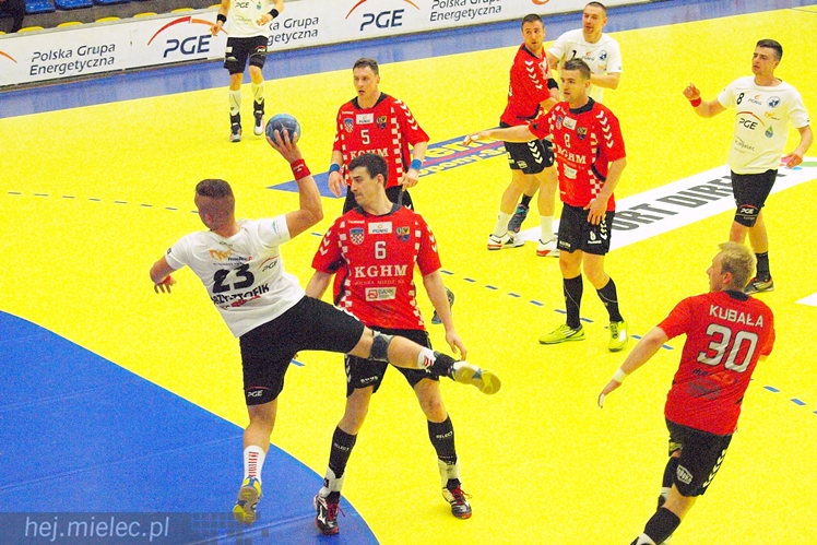 Zwycięska porażka PGE Stali Mielec. Biało-Niebiescy na miejscach 5-6