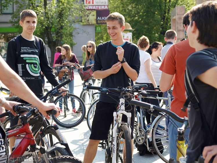 Rowerowa Masa Krytyczna w ramach akcji ?Twoja kropla - ich życie?