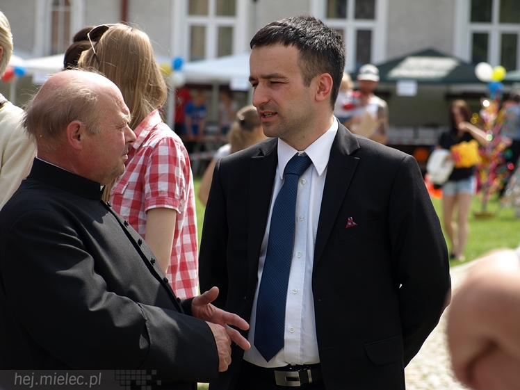 XV Festyn Parafialny w Rzochowie