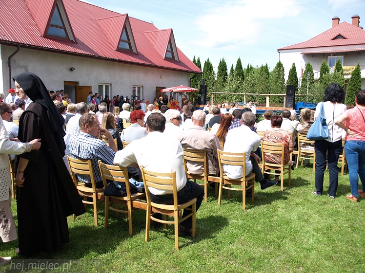 XV Festyn Parafialny w Rzochowie