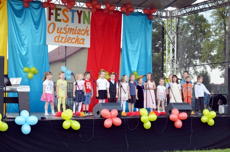 Festyn ?O uśmiech dziecka? w Chorzelowie z masą atrakcji dla najmłodszych