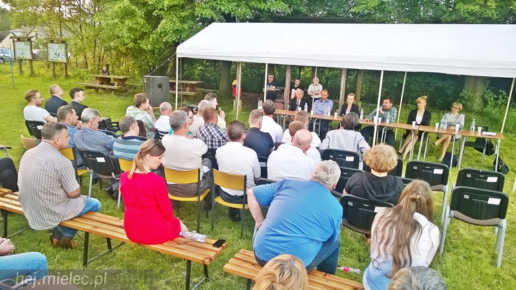 Kronospan przyjechał na Mościska. Cztery godziny sporu!
