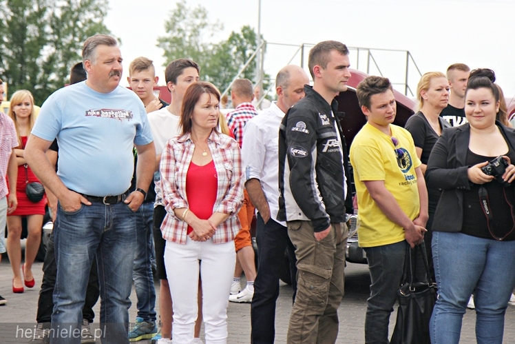 Piknik Motoryzacyjny na obiektach Reg Benz ? cz. I