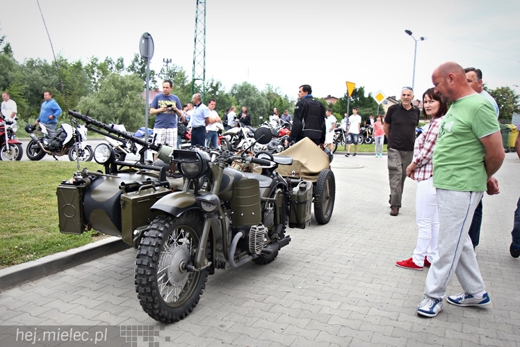 Piknik Motoryzacyjny na obiektach Reg Benz ? cz. I