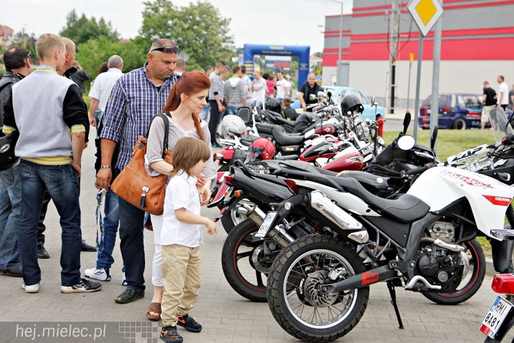 Piknik Motoryzacyjny na obiektach Reg Benz ? cz. I