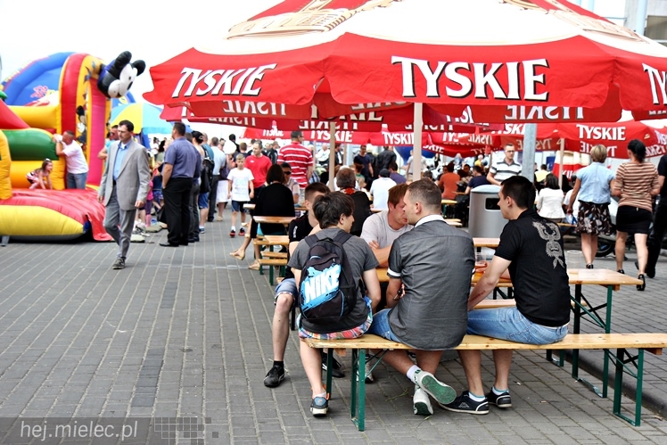 Piknik Motoryzacyjny na obiektach Reg Benz ? cz. I