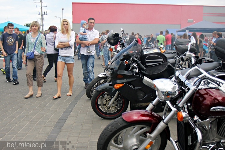Piknik Motoryzacyjny na obiektach Reg Benz ? cz. I