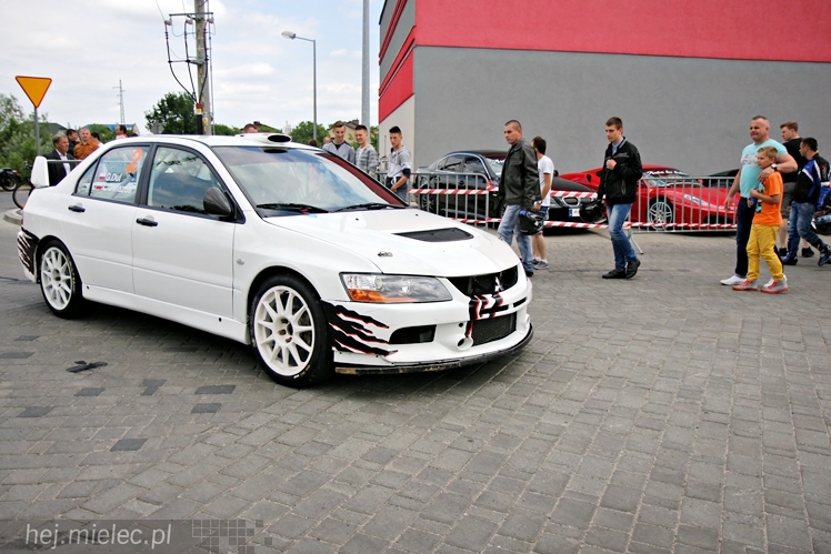 Piknik Motoryzacyjny na obiektach Reg Benz ? cz. I