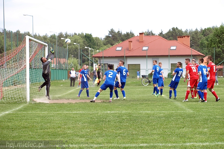Smoczanka Mielec - Gryf Mielec 2:1