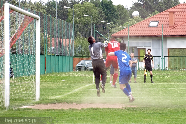 Smoczanka Mielec - Gryf Mielec 2:1