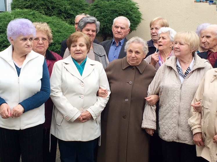 Ogniskowe spotkanie w Klubie Seniora ?Złota Jesień?