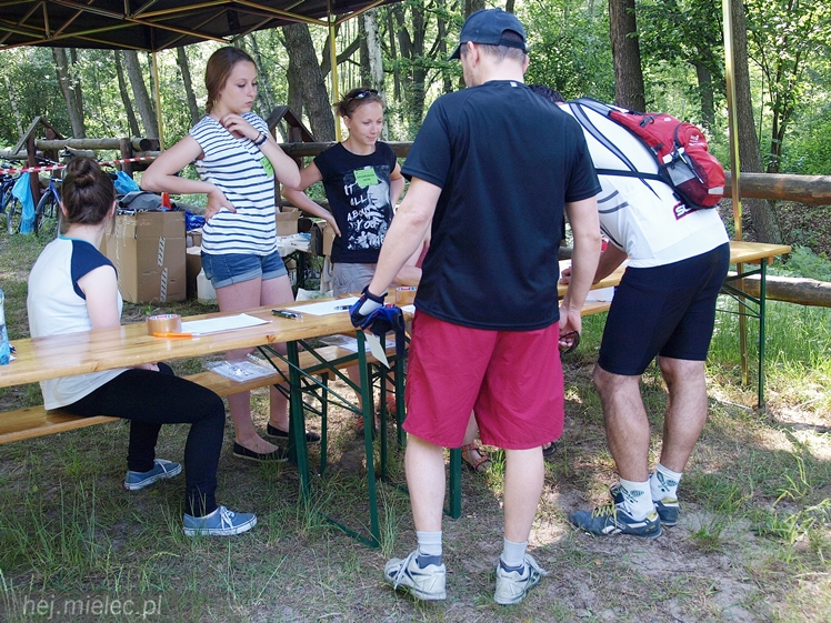 Biegiem i na rowerze po lesie. Trzecia edycja Mieleckiej Imprezy Turystycznej za nami!